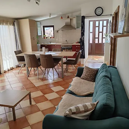 Vanilla Skay Stari Grad  Esterno foto